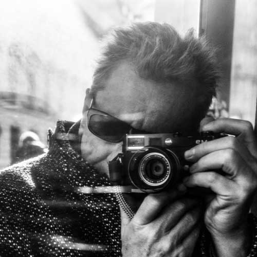 Ausstellung | Viktor Brázdil: Aus der Hüfte street photography: 5. Februar bis 27. März 2022